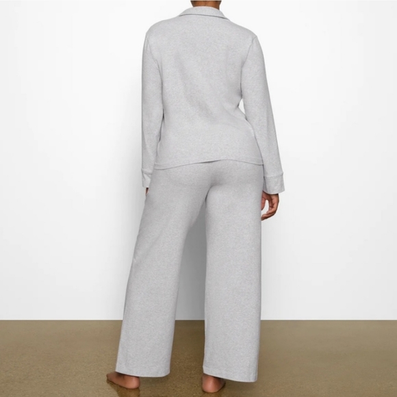 NWT SKIMS COTTON BLEND JERSEY PAJAMA SET IN LIGHT HEATHER GREY SIZE XXS - Picture 4 of 9